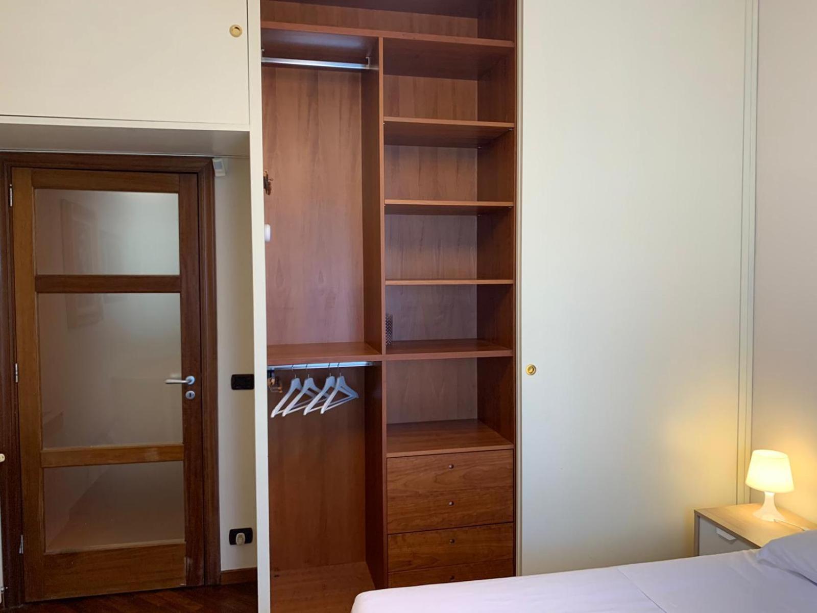 Casa Battisti Messina Guest House In Centro Citta, Ideale Per Famiglie O Gruppi Zewnętrze zdjęcie