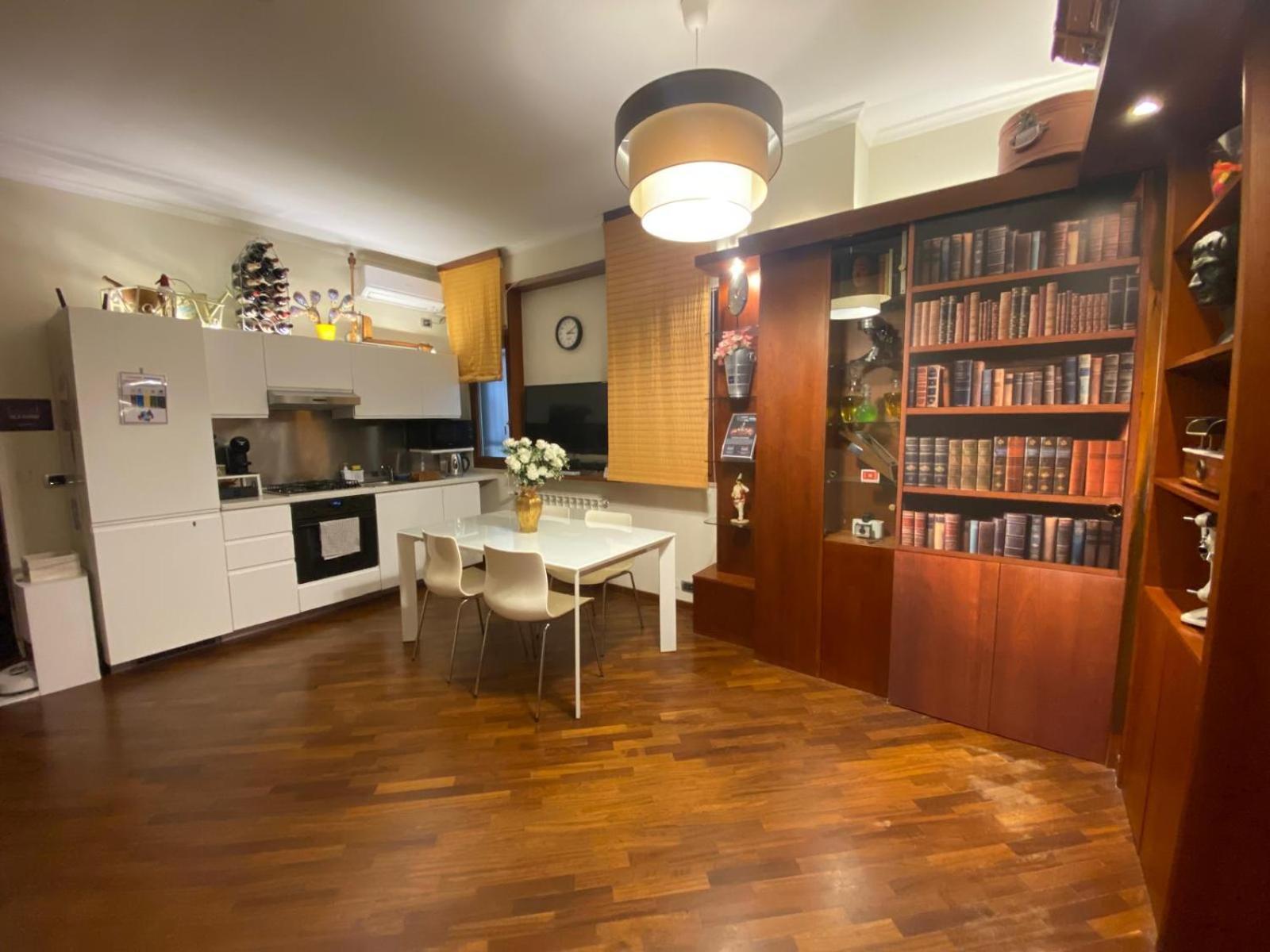 Casa Battisti Messina Guest House In Centro Citta, Ideale Per Famiglie O Gruppi Zewnętrze zdjęcie